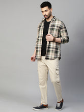 Genips Men's Cream  Cotton Stretch Bahamas Cargo Fit Solid Cargo